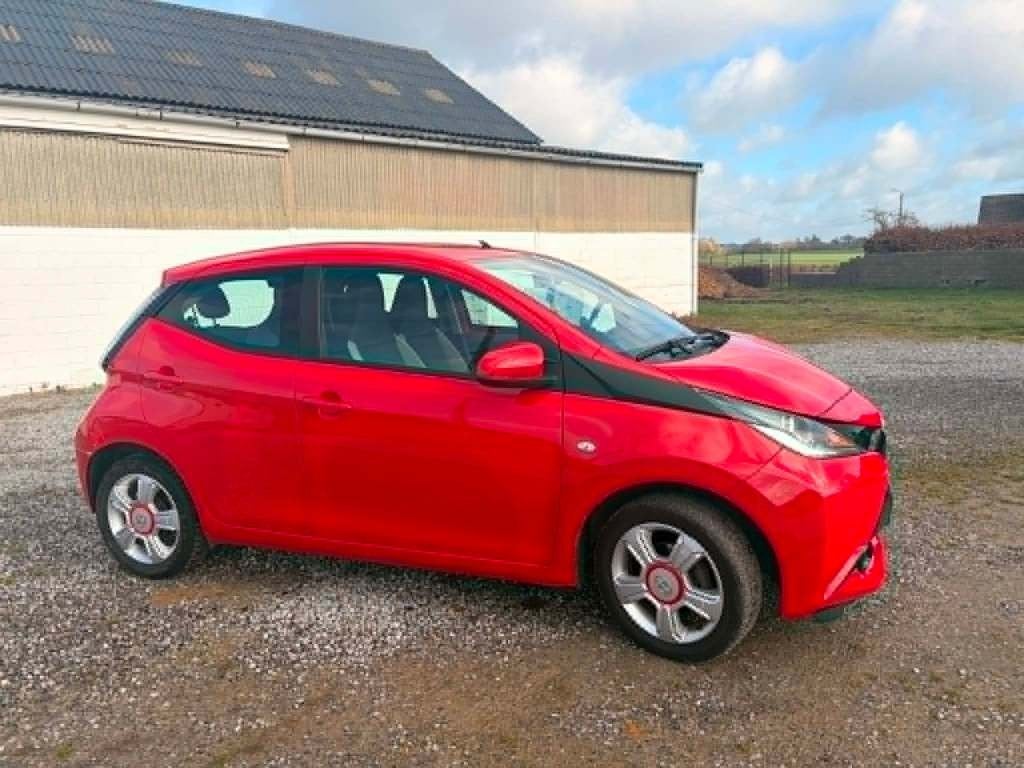 Voiture, Auto's, Toyota, 4 zetels, Stof, Euro 6, Sound system