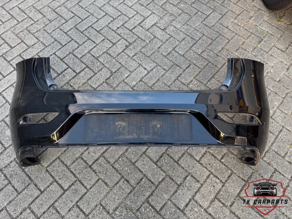 Volvo v40 achterbumper orgineel, Auto-onderdelen, Gebruikt, Gunnar Engellaus vag 8
405 31  Gothenburg, SE, Info@volvocars.com