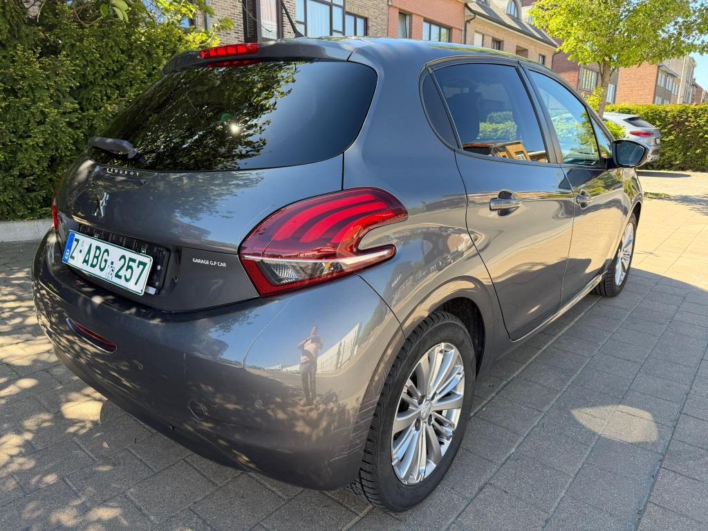 Peugeot 208 208 1.6 BlueHDI-stijl, Auto's, Voorwielaandrijving, Stof, Euro 6, 4 cilinders