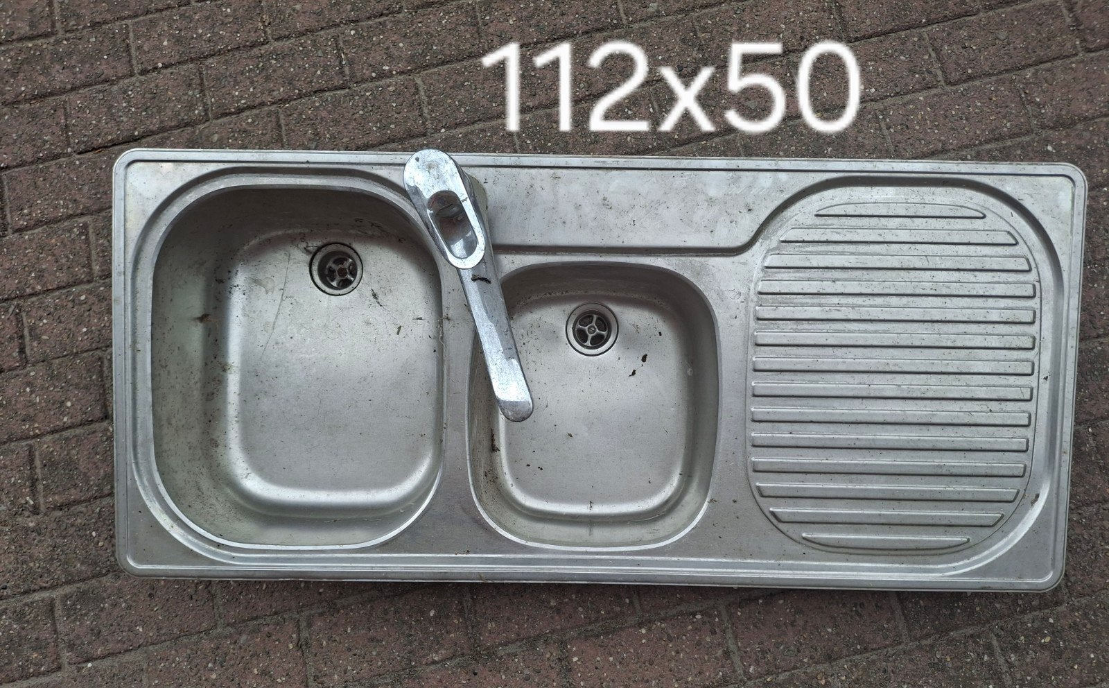 wasbak met kraan, Ophalen, Kraan