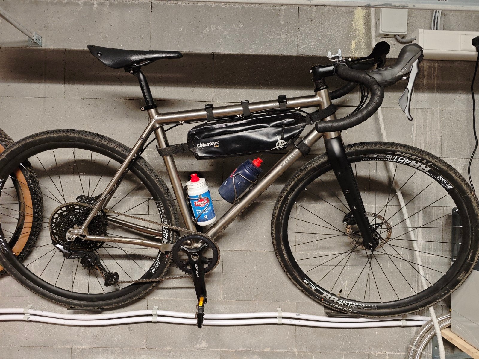 gravel titane sauvage lapiste taille m, Vélos & Vélomoteurs, Enlèvement