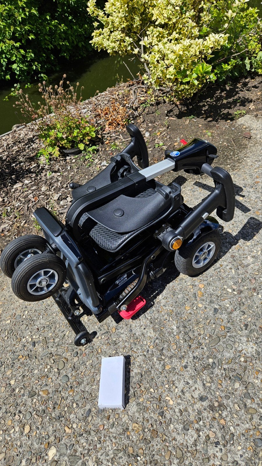 Trottinette pliable Vermeiren Sedna avec batterie au lithium, Enlèvement, Pliant, Comme neuf, Fauteuil roulant électrique