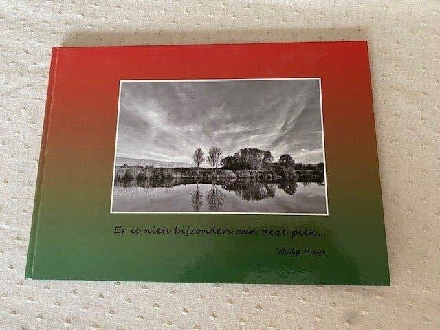Fotoboek : Er is niets bijzonders aan deze plaats ( Huys ), Ophalen of Verzenden