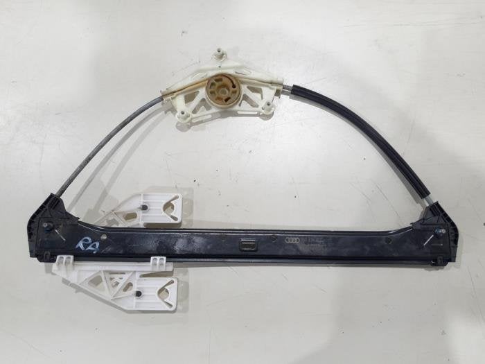 Mécanique vitre 4portes arrière droite d'un Audi A3, Autos : Pièces & Accessoires, Vitres & Accessoires, Audi, Utilisé, 3 mois de garantie
