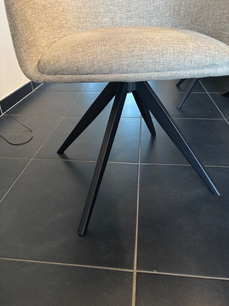 Draaistoel beige 4 stuks, Huis en Inrichting, Stoelen, Ophalen, Zo goed als nieuw, Overige kleuren, Vier