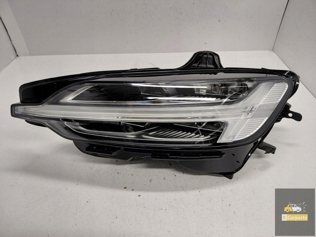 Volvo V60 S60 III Lift Volledig Led-lamp links Ideaal V60, Auto-onderdelen, Gebruikt, Gunnar Engellaus vag 8
405 31  Gothenburg, SE