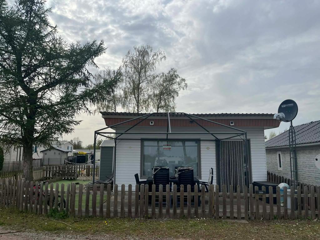 Chalet te koop op camping campinastrand, Vakantie, Campings