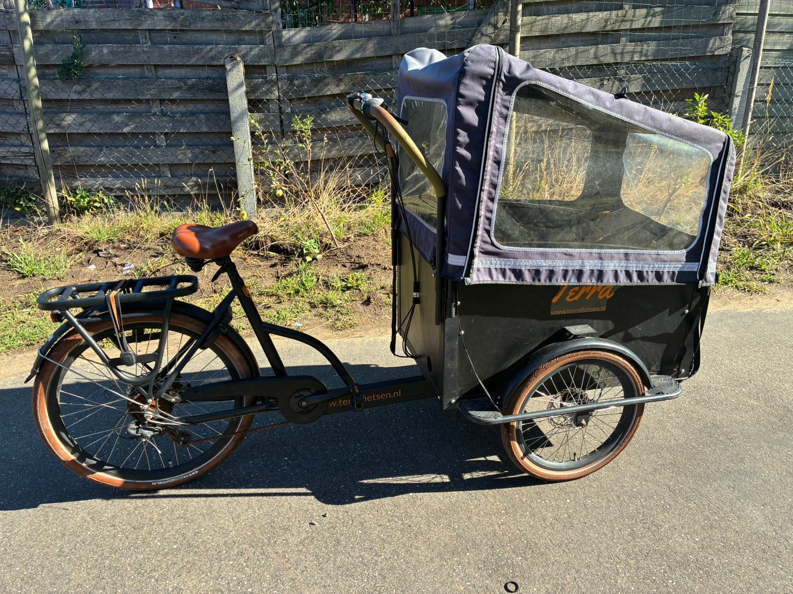 Elektrische terra bakfiets in goede staat, 4 kinderen of meer, Ophalen of Verzenden, Zo goed als nieuw, Elektrisch