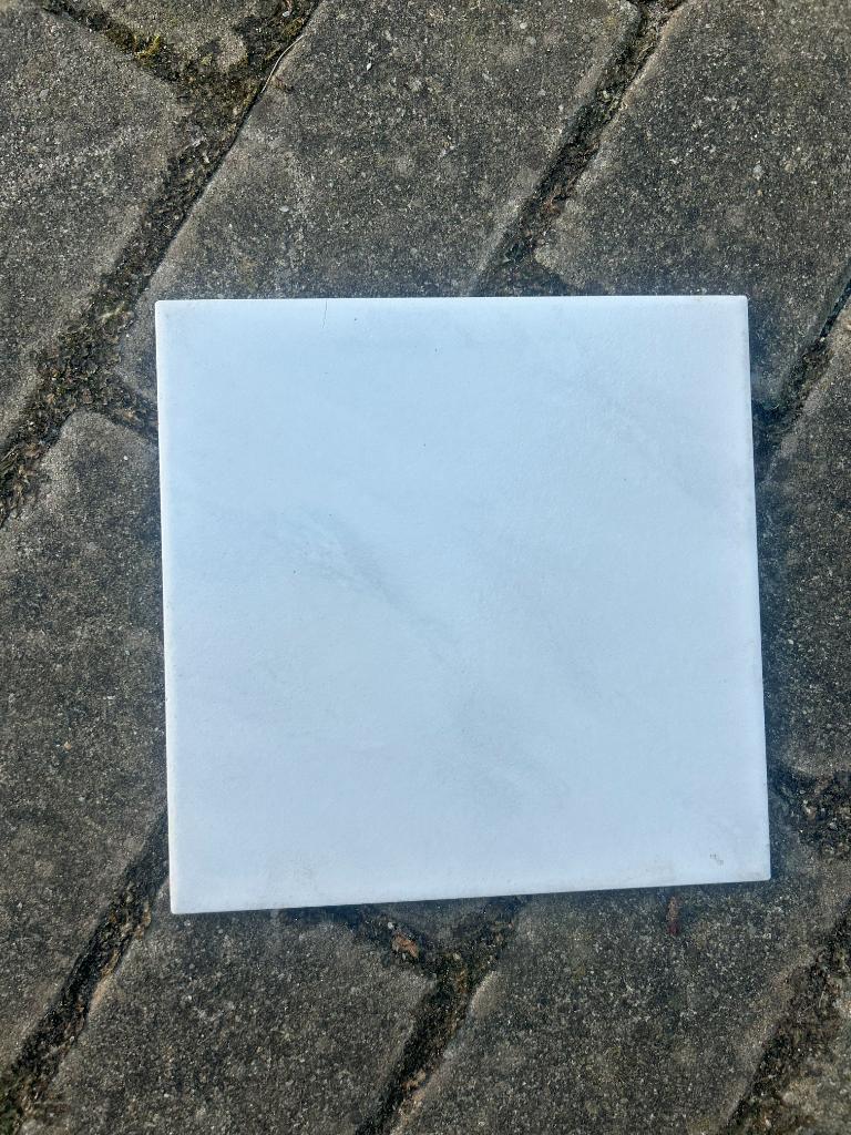 Tegels (wit), Ophalen