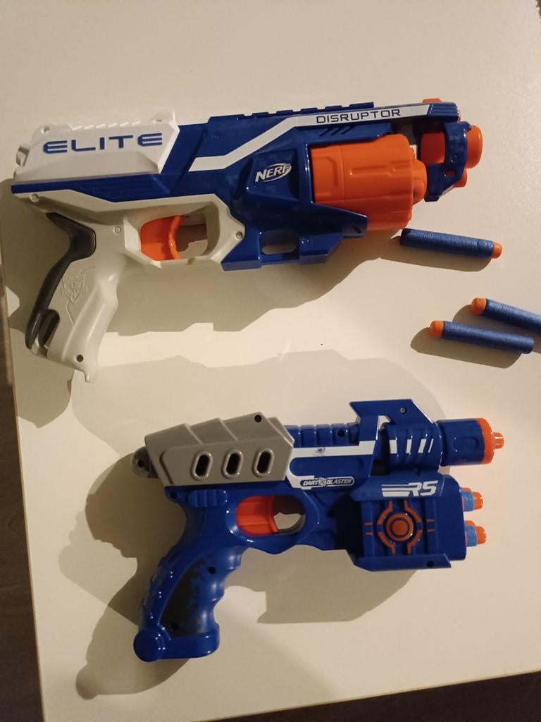 Nerf geweer + nog een ander met dezelfde pijltjes, Enlèvement