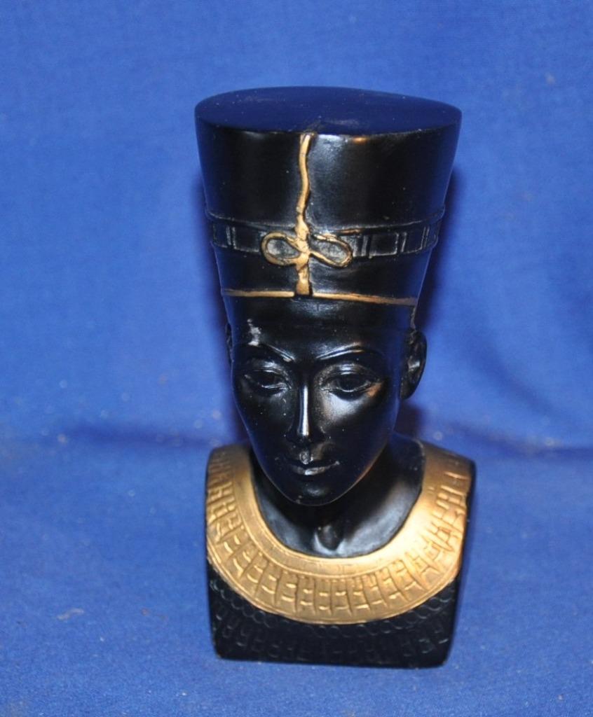 petite statue buste egyptien néfertiti resine noire et dorée, Enlèvement ou Envoi, Comme neuf, Autres types