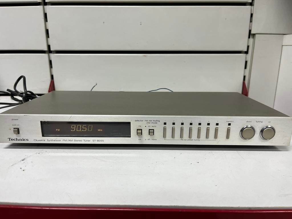 Tuner Vintage Technics ST-8055 - Quartz Synthesizer, Enlèvement ou Envoi, Utilisé
