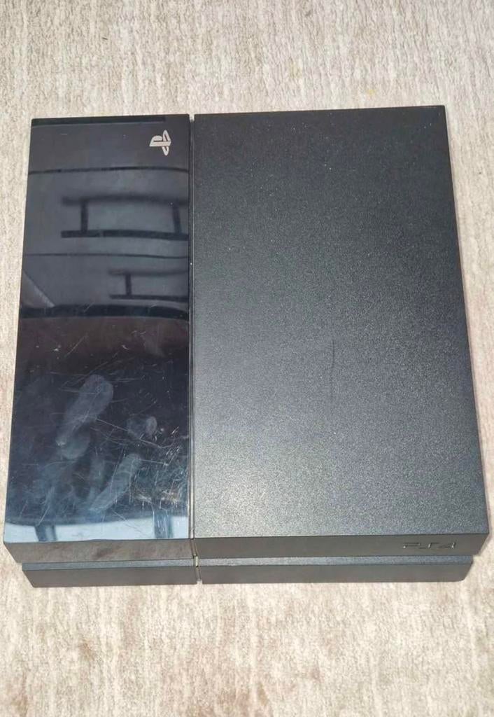 Ps4 met 2 usb controllers en 2 cd's, Ophalen, Zo goed als nieuw
