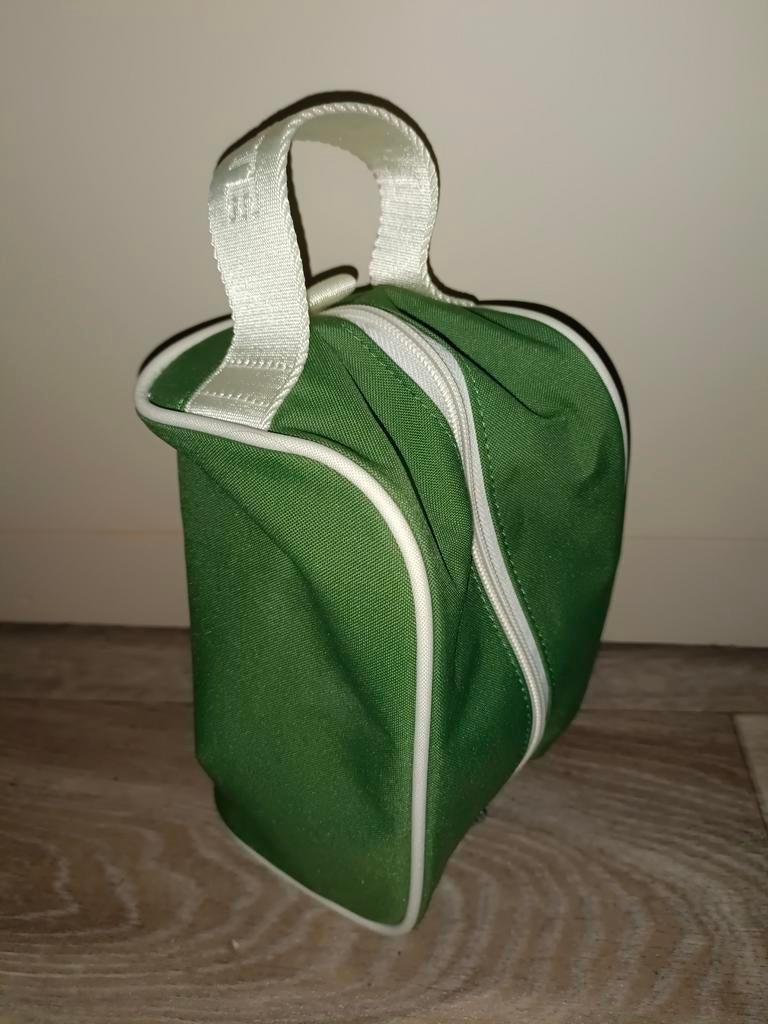 Trousse de toilette Lacoste, Neuf, Enlèvement ou Envoi, Moins de 40 cm, Moins de 35 cm