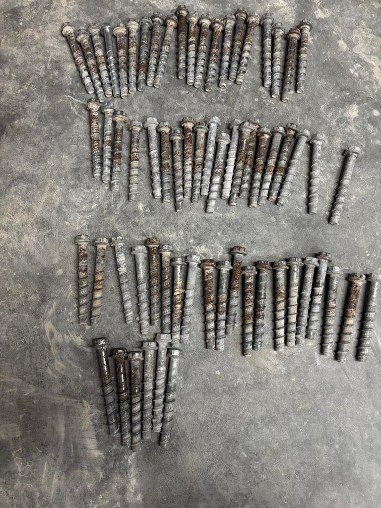 Betonbouten 12mmx 110mm 64st tapcon, Ophalen