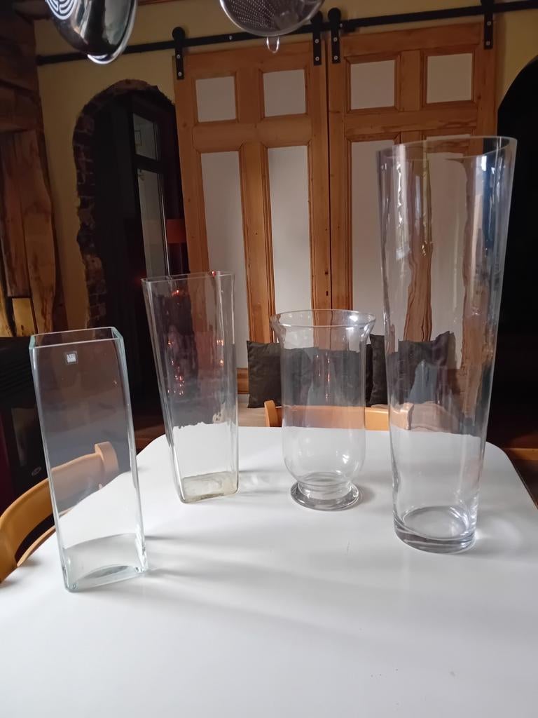 4 grote vazen of windlichten in glas, Huis en Inrichting, Ophalen, Gebruikt, Glas