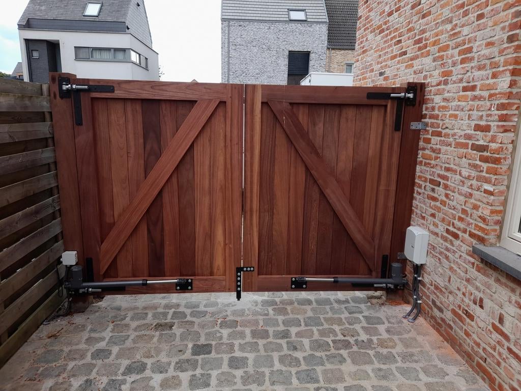 Plaatsing en herstellingen van automatiseringen van poorten, Ophalen