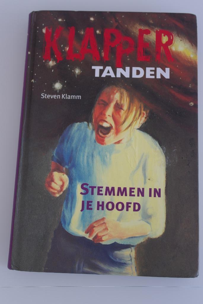 boek: klapper tanden "stemmen in je hoofd" Steven Klamm + 10, Ophalen of Verzenden, Gelezen