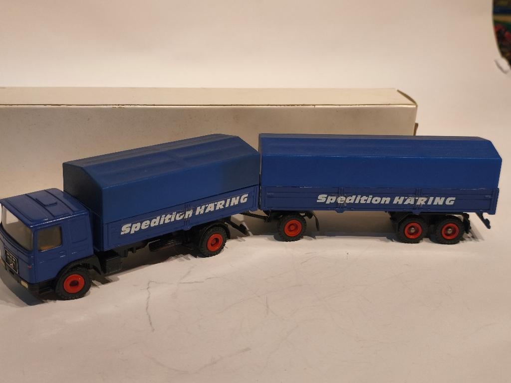 CONRAD (GEEN DINKY) VRACHTWAGENMAN MET AANHANGER, Ophalen of Verzenden, Nieuw, Bus of Vrachtwagen, Overige merken