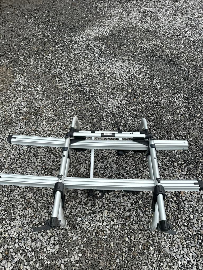 Porte velo Thule pour caravane en très bon etat, 150 euros, Enlèvement ou Envoi, Comme neuf