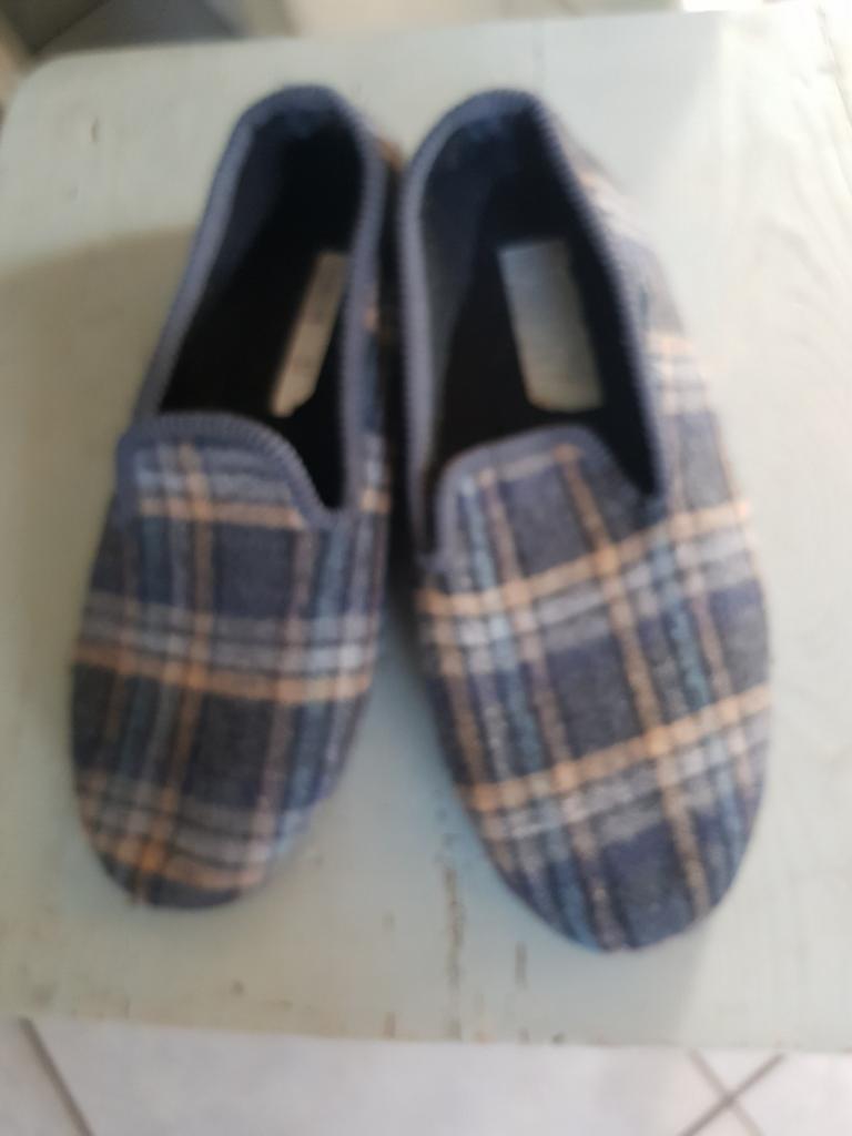 Gevoerde pantoffel, Ophalen of Verzenden, Nieuw
