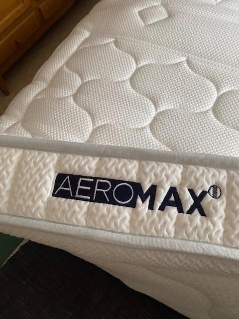 Toppermatras 140x200 NIEUW !!!! AEROMAX, Ophalen, 140 cm, Matras, 200 cm