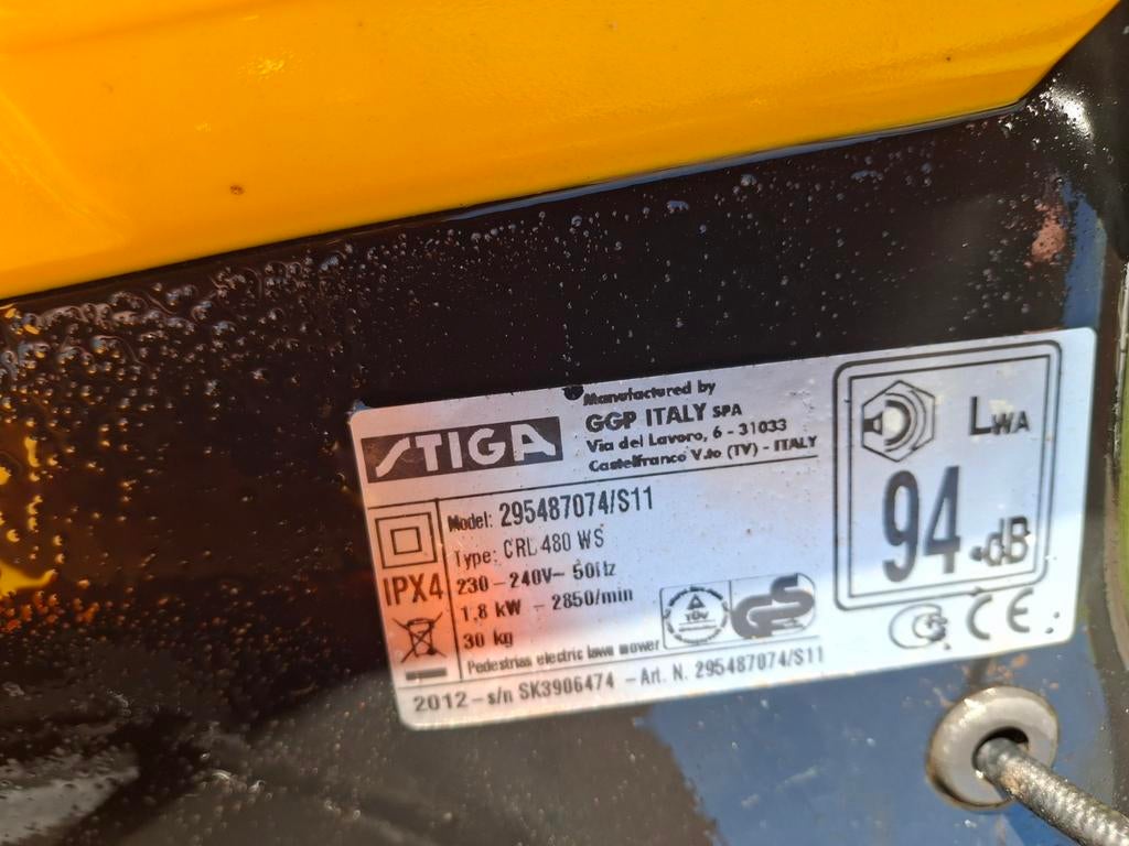 STIGA electrische zelftrekkende grasmachiene, Ophalen, Zo goed als nieuw