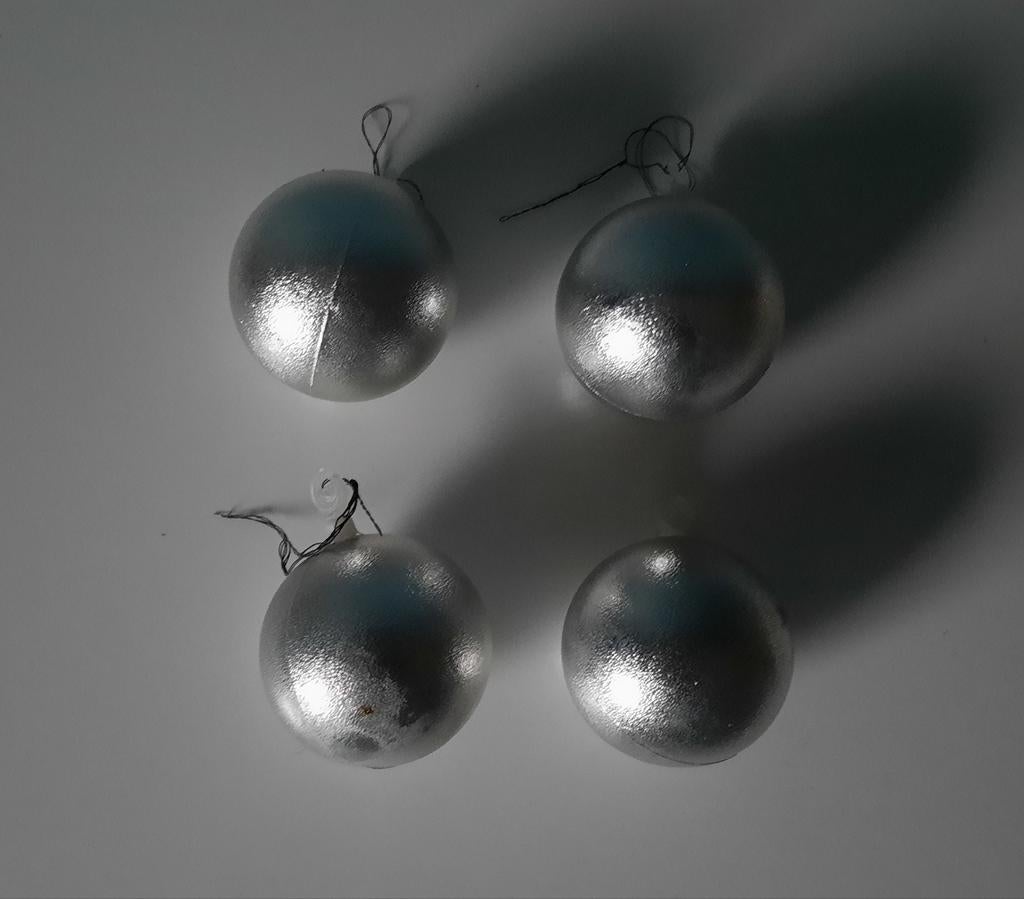 4 boules de Noël, Enlèvement ou Envoi, Utilisé, Décoration
