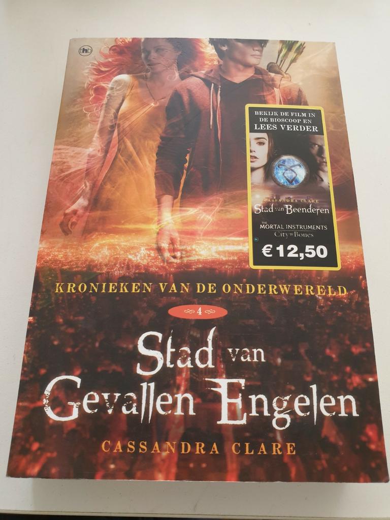 Cassandra Clare - Stad van gevallen engelen DEEL 4 Kronieken, Enlèvement ou Envoi, Comme neuf, Cassandra Clare