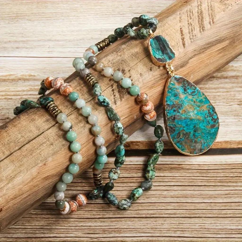 Lange ketting van Afrikaans turkoois, Handtassen en Accessoires, Kettingen, Nieuw, Steen of Mineraal, Met edelsteen, Met hanger