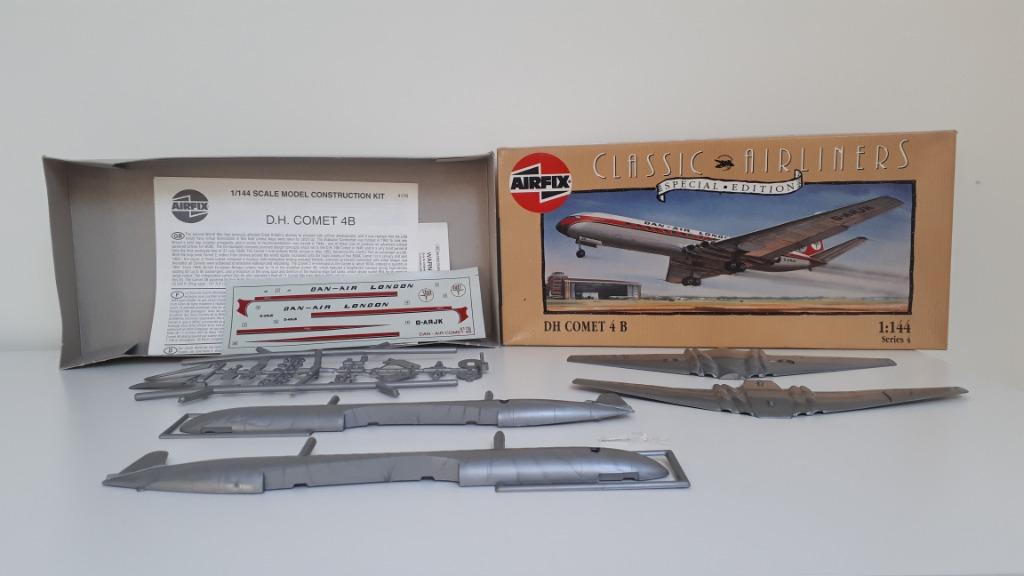De Havilland DH 106 Comet 4B GB Dan Air Londres Airfix 04176, Enlèvement ou Envoi, Comme neuf, Avion, Autres marques