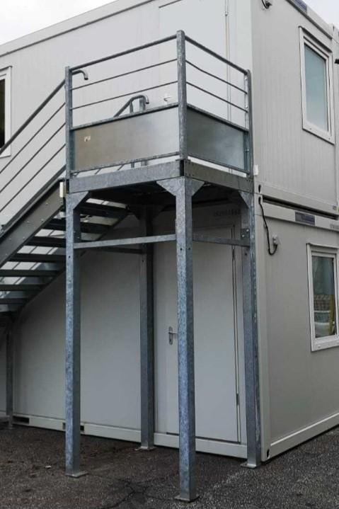 Passerelle bungalow, Articles professionnels