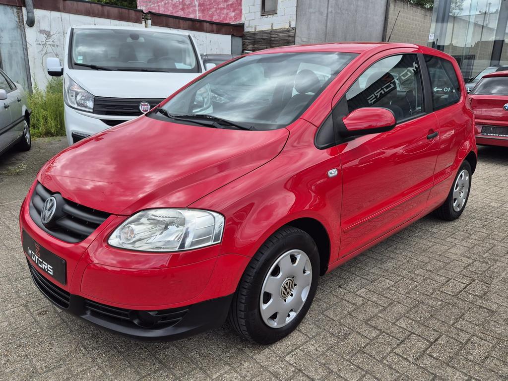 Volkswagen Fox//Essence, Rouge, Achat, Entreprise, Boîte manuelle