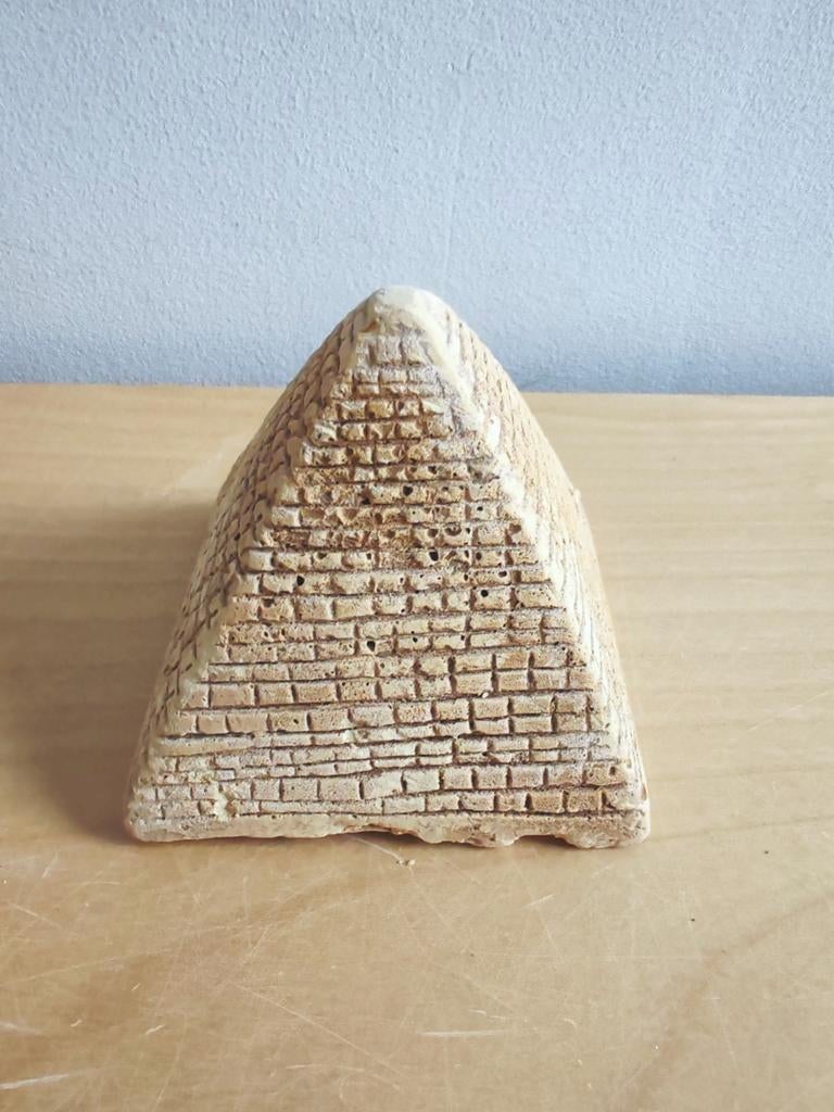 Pyramide Égyptienne Décorative en Pierre Reconstituée Style, Enlèvement ou Envoi