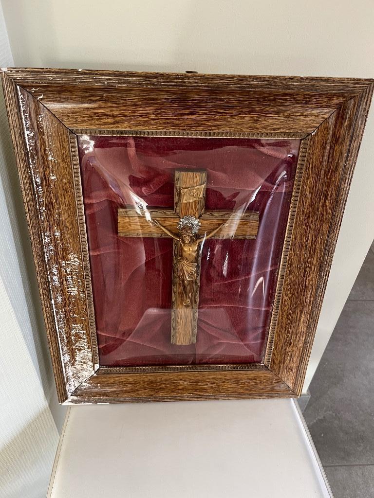 Antieke christus, Ophalen