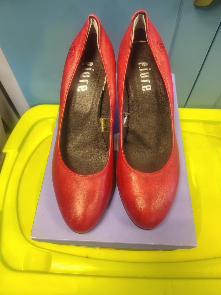 Damesschoenen 39-40, Enlèvement