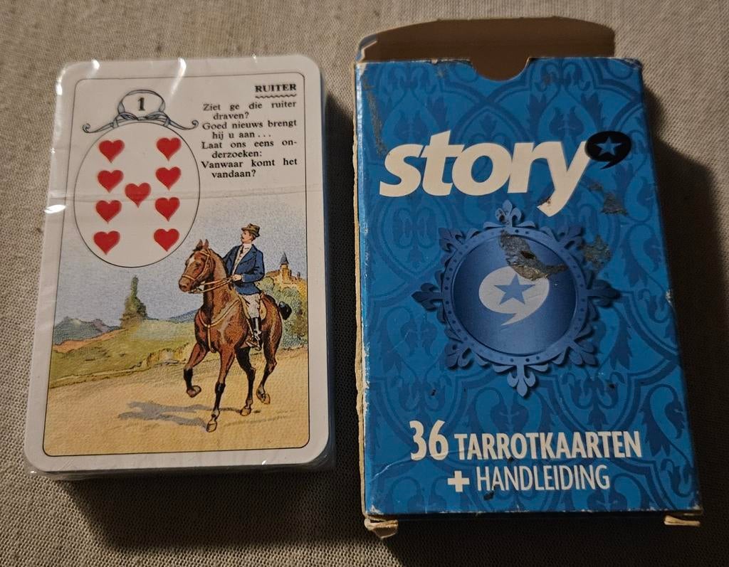 Nouvelles cartes Story 36 Tarrot
Il s'agit d'un nouveau s, Enlèvement ou Envoi, Comme neuf
