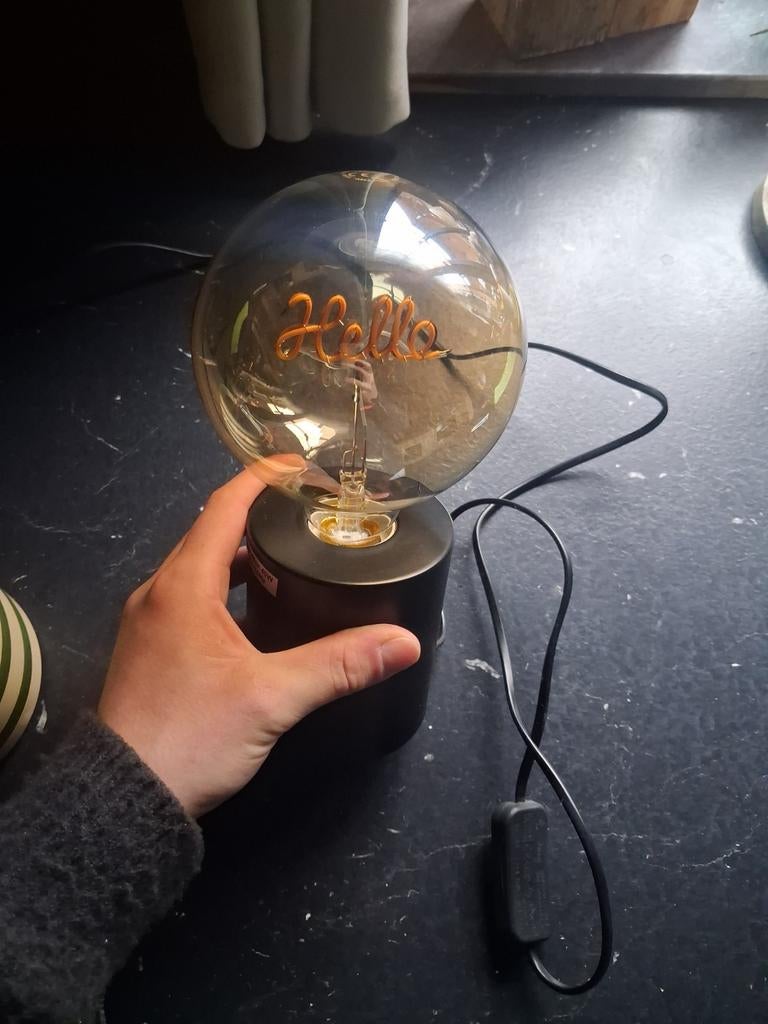 Hello lamp, Maison & Meubles, Lampes | Lampes en vrac, Enlèvement