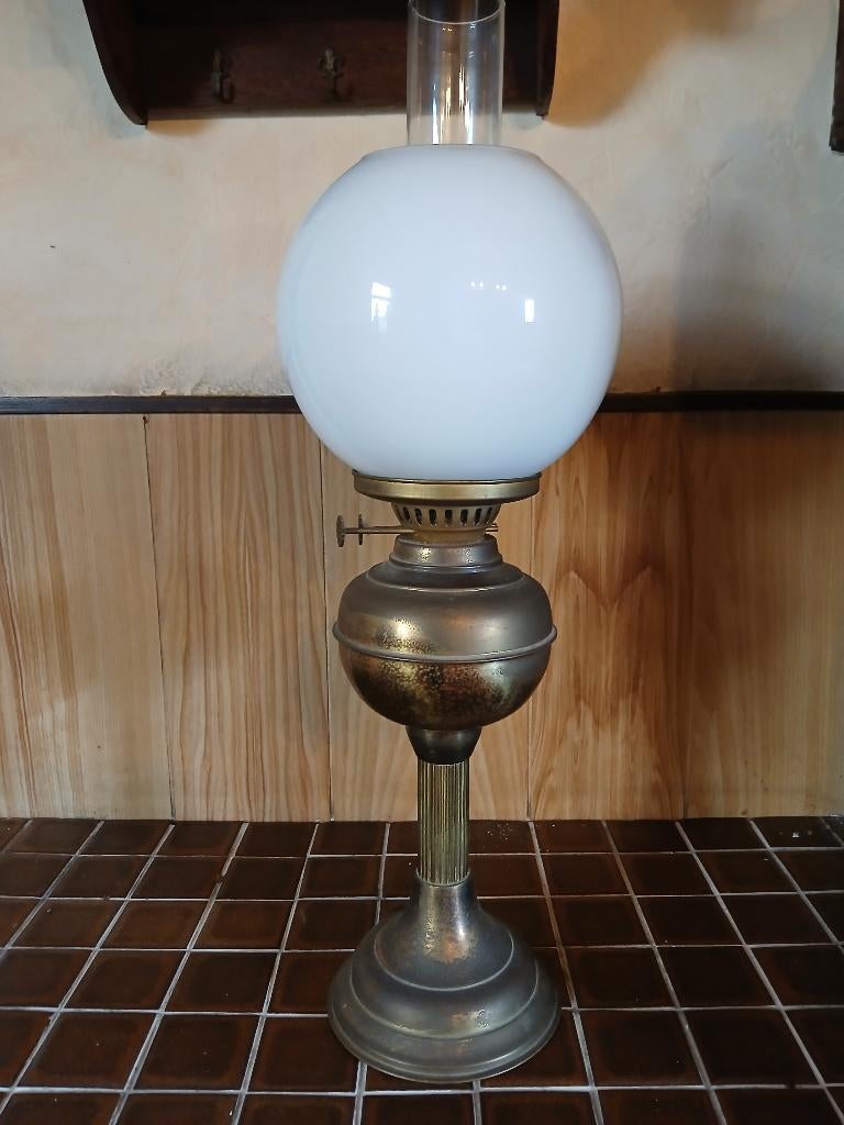 Lampe ancienne en cuivre et verre, Antiquités & Art, Enlèvement ou Envoi