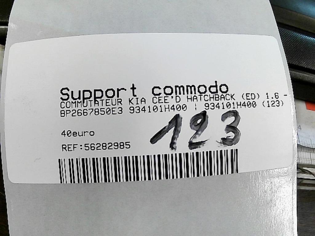 Support commodo Kia Ceed 934101H400 (123), Auto-onderdelen, Overige Auto-onderdelen, Kia, Gebruikt, Ophalen of Verzenden