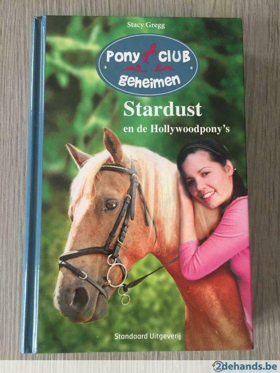 Stardust en de Hollywoodpony's - Stacy Gregg, Boeken, Ophalen of Verzenden, Gelezen