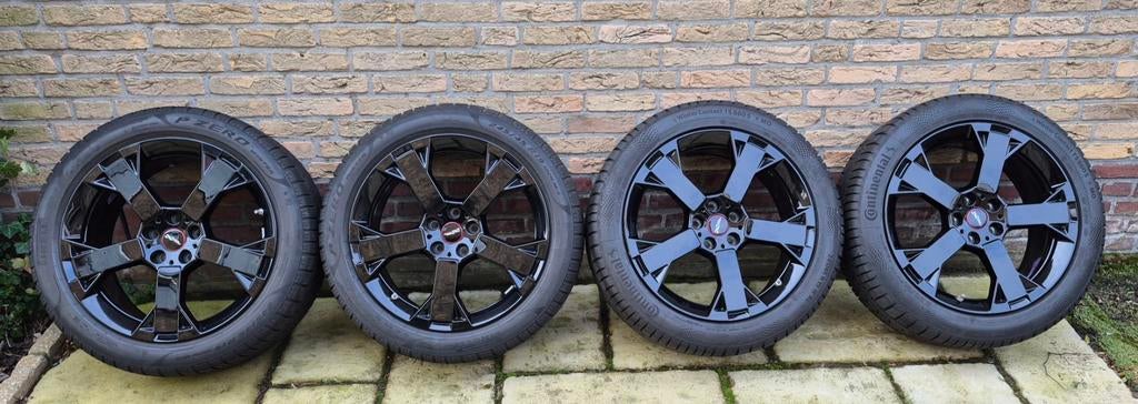 Wielset winterbanden Mini Countryman U25  vanaf 2024, Banden en Velgen, Winterbanden, Personenwagen, Ophalen