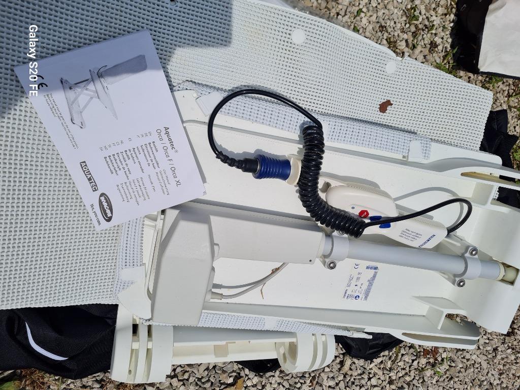 Aquatec Orca badlift, Ophalen, Zo goed als nieuw