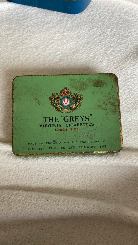 Ancienne boîte à cigarettes, Enlèvement ou Envoi, Utilisé