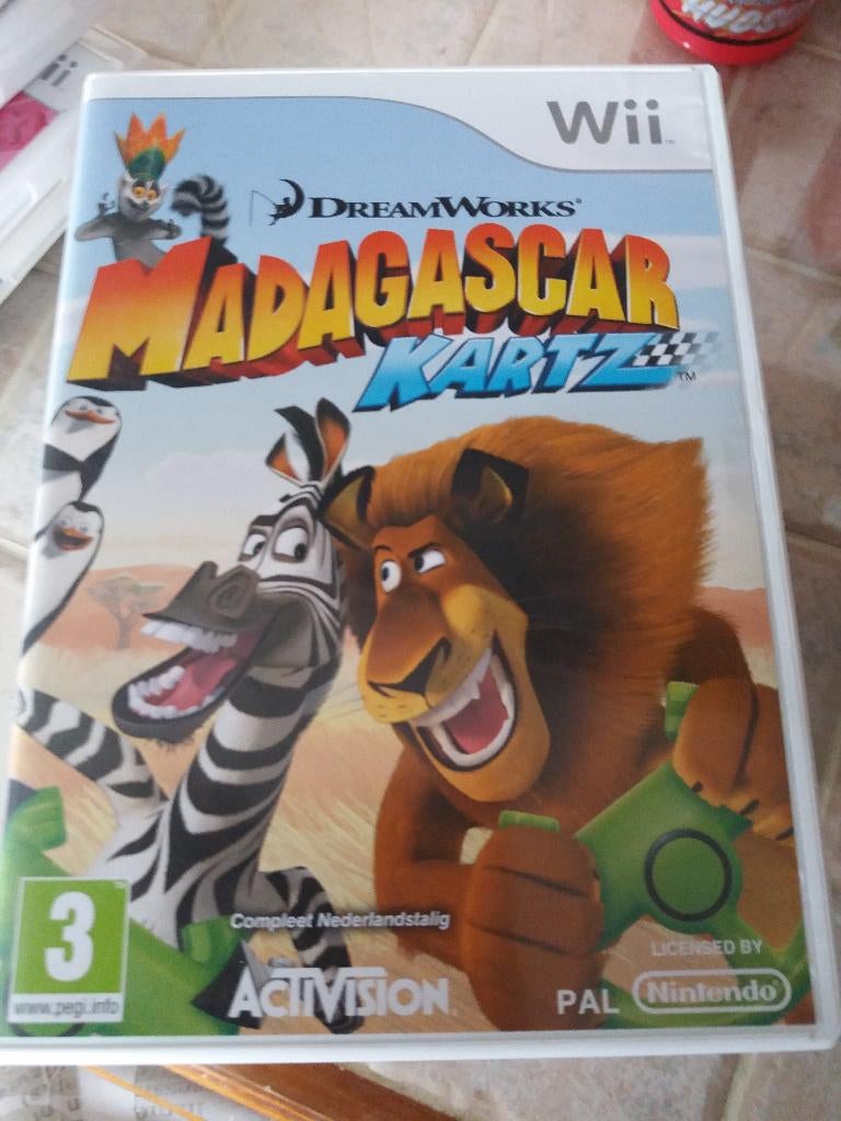 Wii Madagascar Kartz - speelt ook op Wii U - Nederlandstalig, Games en Spelcomputers, Games | Nintendo Wii, Zo goed als nieuw