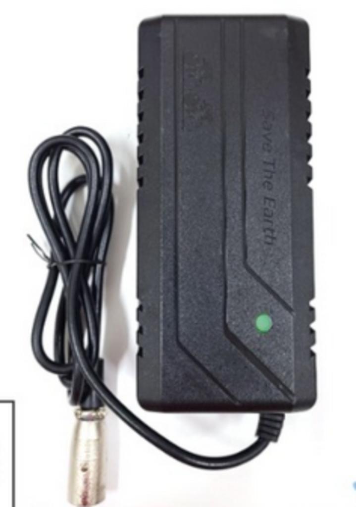 BionX batterij lader 1pin - 3pin - 4pin 37V max 41.5V - 2A, Ophalen, Zo goed als nieuw