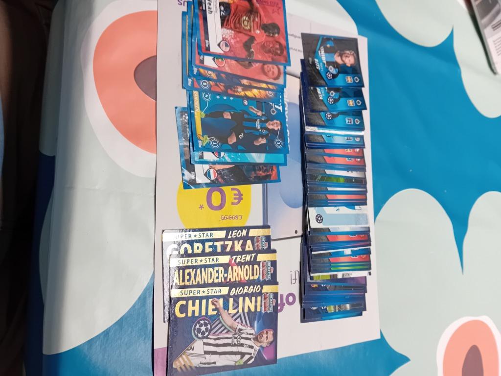 Topps champions league 2021/22, Ophalen, Gebruikt, Meerdere stickers