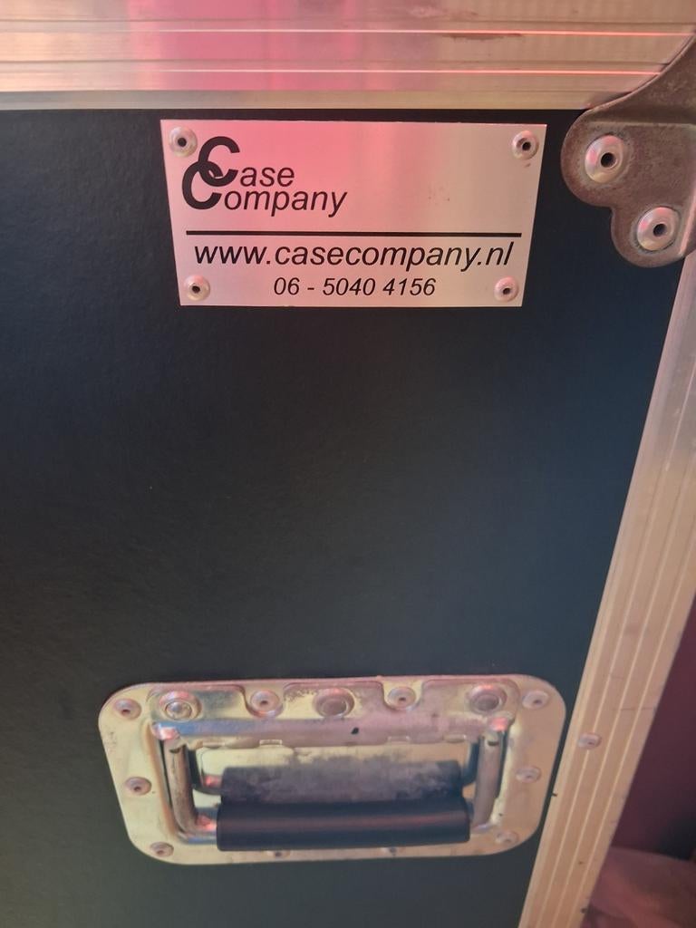 Case voor luidsprekers., Ophalen
