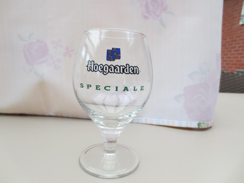 11 stuks Hoegaarden Speciale Bierglazen met voet 25 cl, Verzamelen, Ophalen, Nieuw, Bierglas