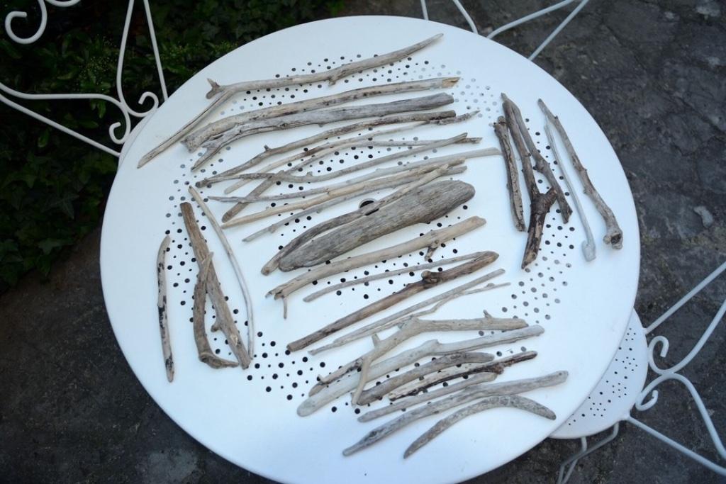 Bois flotté 33 morceaux de 20 à 68 cm N73, Envoi, Comme neuf, Bricolage